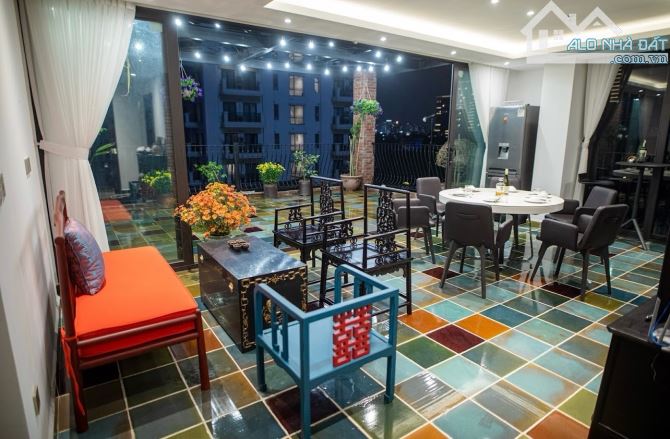 Bán biệt thự Nguyễn Cơ Thạch 135m2 lô góc,vỉa hè ô tô tránh,kinh doanh đẳng cấp 69 tỷ
