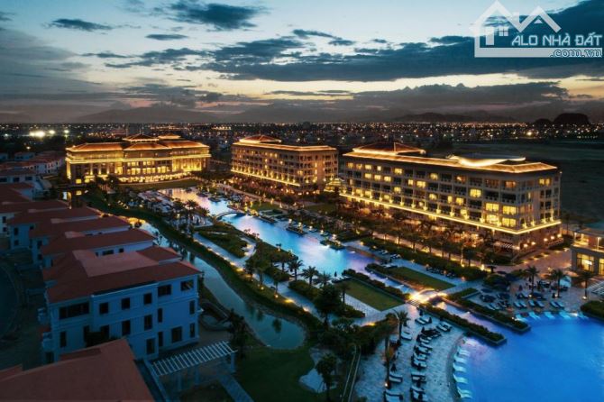Gấp lô góc 2MT Phi Bình 4 giao Minh Mạng, view sông, Ngũ Hành Sơn, 250m2, Giá chỉ 12.5tỷTL