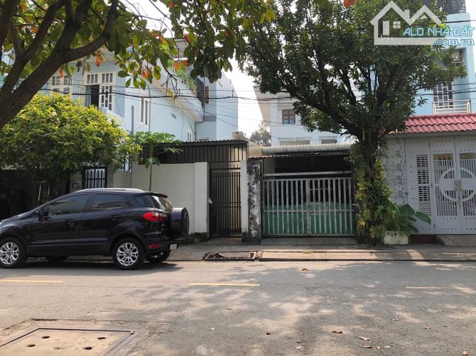 Nhà mặt tiền đường 7 mét- Quận 2- Dt:74,6m2 (4x18,65) vuông vắn - chỉ 4,9 tỷ TL