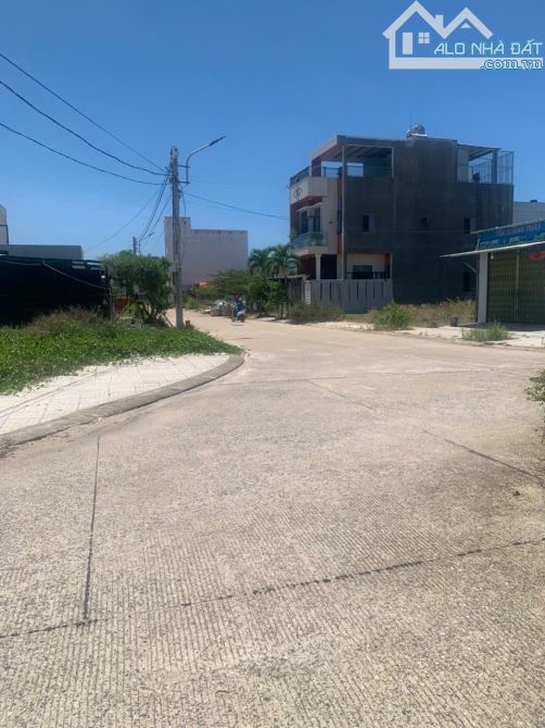 📣📣 bán lô góc víp gần sông kdc hợp thành Nghĩa An Tp. Quảng ngãi