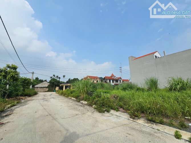 BÁN 90M² ĐẤT ĐẤU GIÁ X1 LỤC XUÂN – VÕNG XUYÊN – ĐỐI DIỆN CỤM CN – GIÁ NHỈNH 4 TỶ