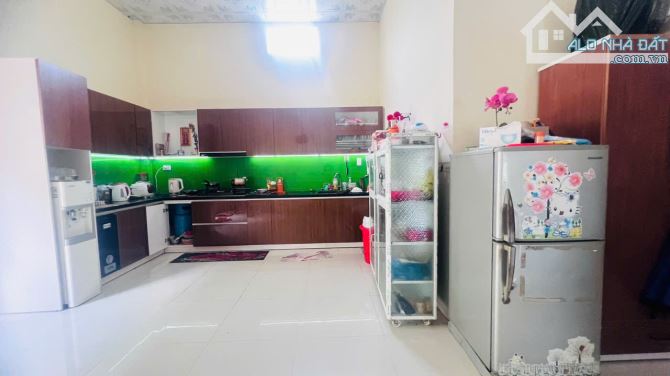 BÁN NHÀ ĐỔ TẤM DT KHỦNG 2160M2- P. QUẢNG PHÚ- GIÁ HẠ CHỈ 3,5 TỶ