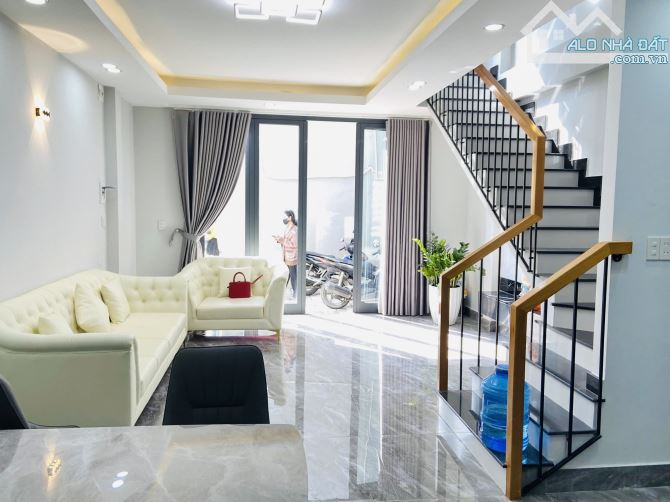 🏡 BÁN NHÀ MỚI ĐẸP – VỊ TRÍ VÀNG TRUNG TÂM TP. HUẾ