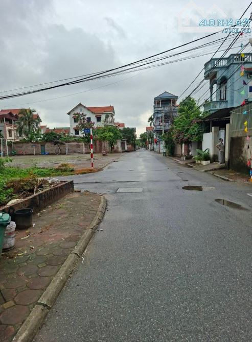 BÁN 70M ĐẤT LÔ GÓC ĐẸP -NGỌC LÂM -SONG LIỄU -THUẬN THÀNH - 2.8 TỶ RẺ NHẤT KHU VỰC