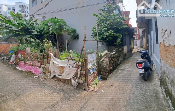 Bán đất bìa đỏ sau chung cư Đồng Cửa - Lê Lợi -Phường Bắc Giang
