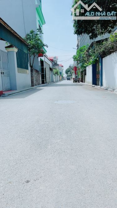 BÁN HÀNG HIẾMn NGÕ THÔNG Ô TÔ TRÁNH KINH DOANH 59M SÁP MAI ZÁ RẺ