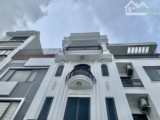 Bán nhà xây mới 53m2 x 4T khu phân lô Kiều Sơn - Văn Cao. Ô TÔ VÀO NHÀ