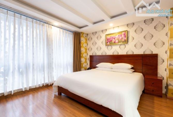 cho thuê khách sạn 3 sao 58 phòng- mt nguyễn an ninh, p bến thành,q1- ngang 8,5m- 650tr/th