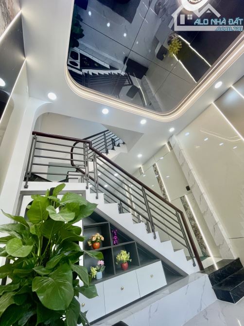 4❌14m, BÁN NHÀ 4 TẦNG, 4Pn, HẺM Ô TÔ THÔNG, THỚI AN, Q.12, 5 TỶ hơn