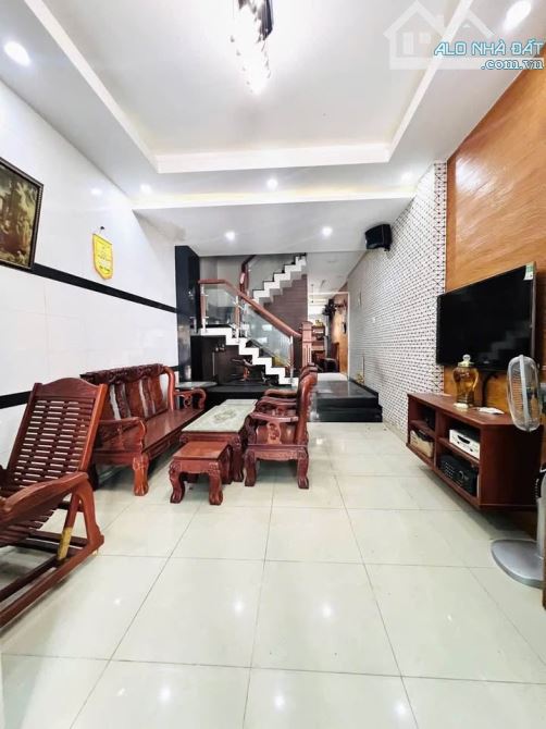 NHÀ HẺM NHỰA 7M XE HƠI  PHÚ THỌ HÒA,GẦN CHỢ NGUYỄN SƠN  4x18M 3 LẦU ST  GIÁ 7.2 TỶ
