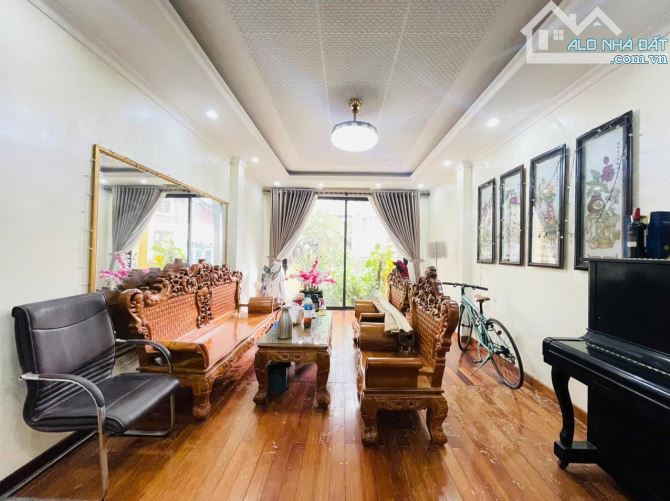 MẶT PHỐ NGUYỄN THỊ ĐỊNH-2 MẶT TIỀN TRƯỚC SAU - VỈA HÈ ĐÁ BÓNG – KD SẦM UẤT 45M 6 TẦNG GIÁ
