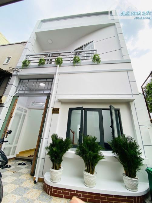 Nhà 1 trệt 1 lầu 2PN đường 339 đỗ xuân hợp Q9 sổ hồng riêng giá rẻ