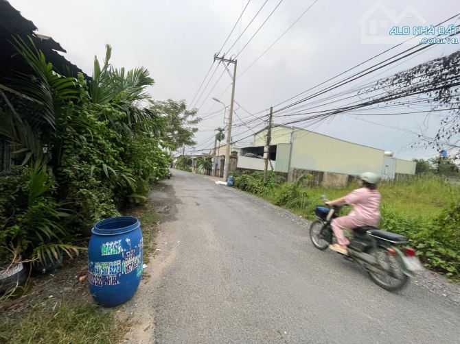 Đất Mặt tiền đường nhựa gần Cầu Rạch Tra Bình Mỹ- Củ Chi, cách đường hà duy phiên 200m