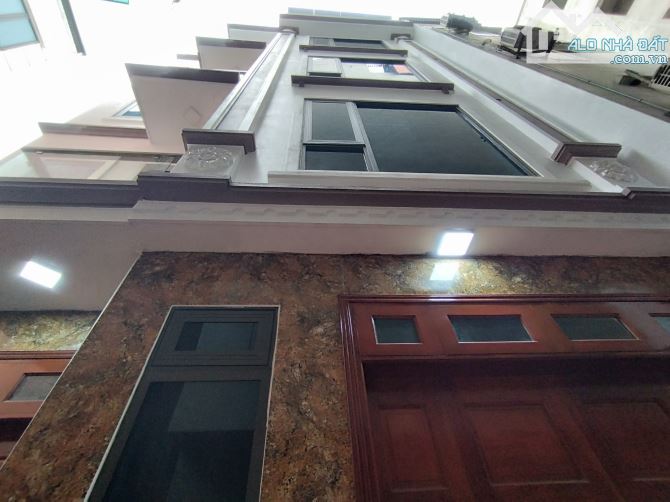 45M2 ,NHÀ 4T ,TRUNG TÂM PHỐ CỔ HÀ ĐÔNG ,10M RA Ô TÔ TRÁNH ,GIÁ CHỈ 8.5 TỶ