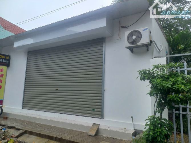 Cần bán đất 60m2 Tặng nhà cấp 4 gay đèn ,xanh,đỏ chợ  quý kim.nam đồ sơn.