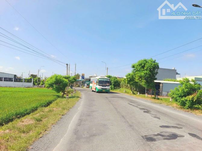 Hàng thơm, chỉ 370tr sở hữu 115m2 đất thổ cư đường ô tô nguyễn văn thanh
