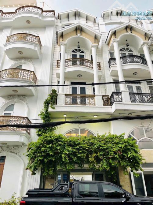 Bán nhà Dương Quảng Hàm P5 Gò Vấp hẻm 10m thông dt 4x16 góa 10.8 tỷ