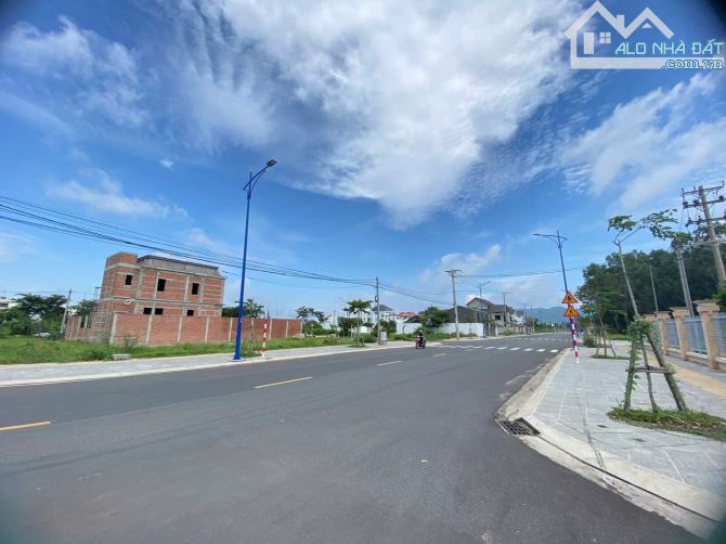 Bán lô góc biệt thự 2 mặt tiền đường Phan Bội Châu và Nguyễn Lân Phường Bà Rịa