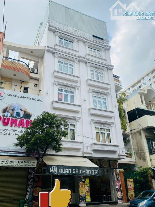 GIẢM 9 TỶ: Căn Hộ DV Mặt Tiền Hoa Lan Phú Nhuận, DT: 8x21m,6 Tầng, 35 Phòng, TN: 200 Triệu