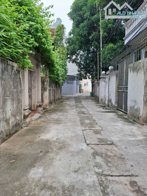 Bán nhà Ngũ Hiệp 40m 5 t nhà mới nội thất đẹp khu vực tiềm năng cao giá 6.2 tỷ
