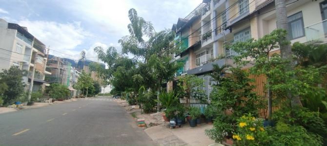 Bán nhà đường số 105 Trịnh Quang Nghị 5x24 sổ riêng 4 tầng ở ngay chỉ 10 tỷ 2