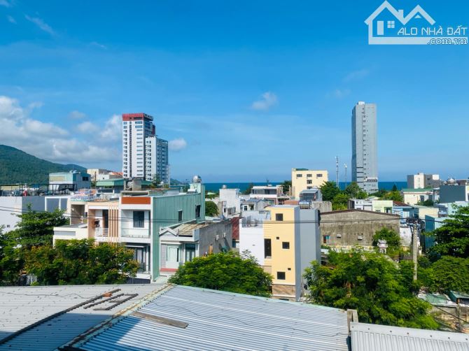 BÁN CĂN HỘ 3.5 TẦNG – ĐINH CÔNG TRỨ – ĐỨNG NHÀ NHÌN THẤY BIỂN – DÒNG TIỀN ỔN ĐỊNH