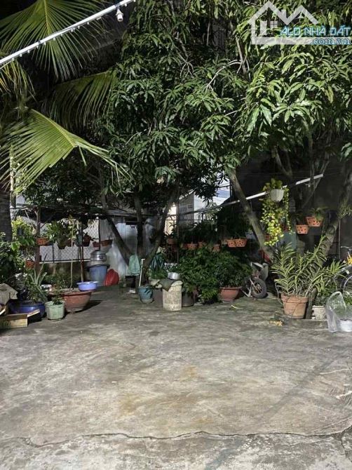 Bán đất thổ cư, Huỳnh Tấn Phát, Quận 7, 5x20m, hẻm ô tô đỗ cửa, xây dựng 4 tầng, hơn 5 tỷ