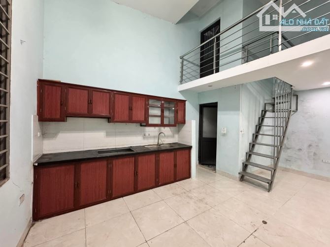 Bán nhà Yên Nghĩa 31m2 giá 3,8 tỉ tại tổ 2 Yên Nghĩa