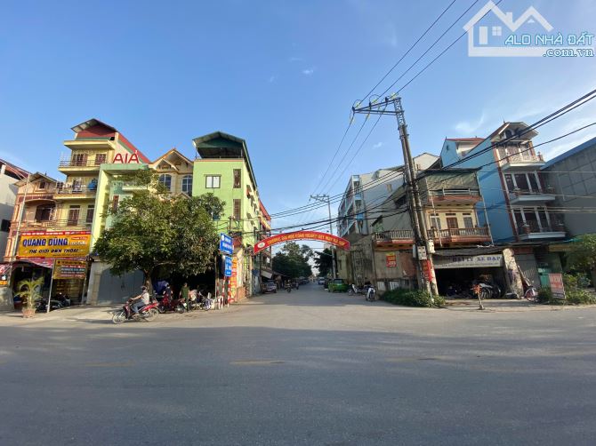 BÁN ĐẤT GIA LÂM - TRỤC CHÍNH KINH DOANH - OTO TRÁNH CHỈ HƠN 40TR 1 MÉT