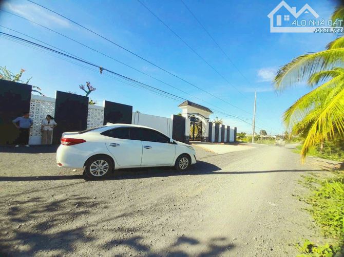 Siêu phẩm, 1000m2 đất thổ vườn view kênh cực đẹp, 1.5 tỷ