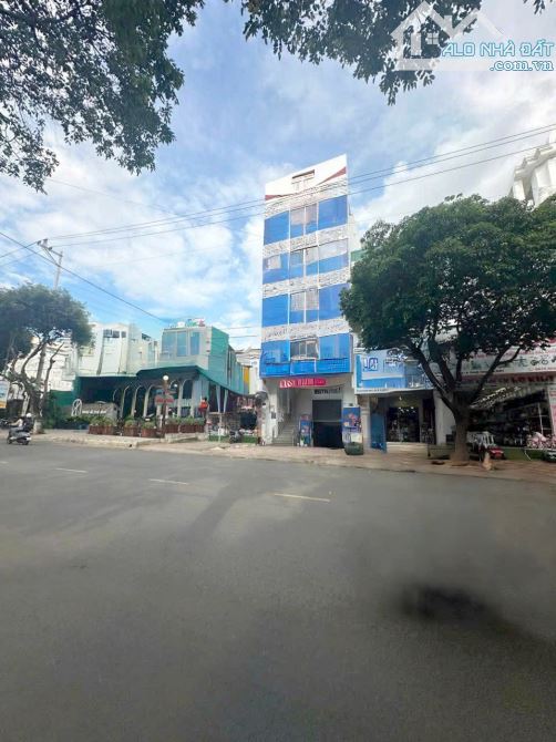 Cho thuê mặt tiền Lê Thánh Tông có thang máy 40tr/tháng