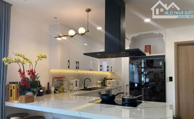 Nhà Phố 4 Tầng Cực Đẹp | gần 100m2 - Ngang 5.5m | Ôtô ngủ trong nhà | Tặng Full nội thất