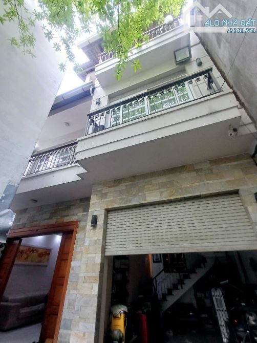 Nhà đẹp 3 tầng 155m2 đường nhựa 6m xe hơi thông 458 Huỳnh Tấn Phát Bình Thuận Q7 chỉ 18 tỷ