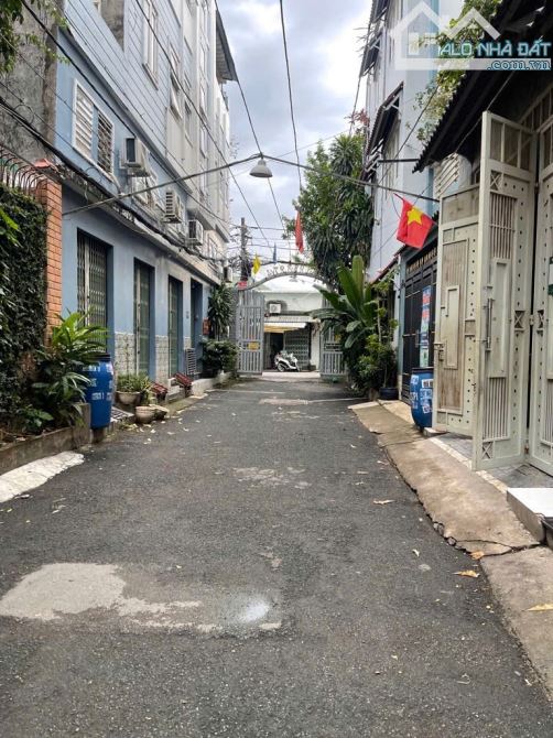 Bán nhà 3 tầng đường AN PHÚ ĐÔNG 01,phường AN PHÚ ĐÔNG, Q12,dt52m²(4,2x13).Hẻm 5m,💰4,9tỷ