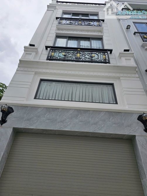 Bán nhà cạnh mặt tiền đường Nguyễn Thượng Hiền P5 Bình Thạnh 4x12.5 nhà 5 tầng giá 9.4 tỷ