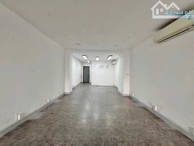 Mbkd nguyễn văn đậu - 4,5x11m có thêm sân 30m2 - kinh doanh sạch sẽ - giá 16tr