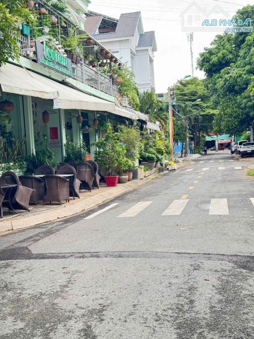 Bán Biệt Thự Khu Bông Sao -16m x 23.5m- 363.5m2 - Trệt 1 Lững  1 Lầu - Đối Diện C Viên - 11