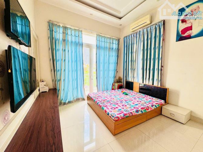 Bán biệt thự 1T1L 16x22.8m hoàn công, hẻm Tô Vĩnh Diện kế làng đại học - 11