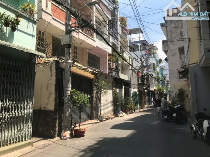 BÁN NHÀ ĐẸP - TK ĐỘC - HUỲNH VĂN BÁNH - NGUYỄN VĂN TRỖI - Q.PN. 3 TẦNG 60M2. CHỈ 10 Tỷ. - 1