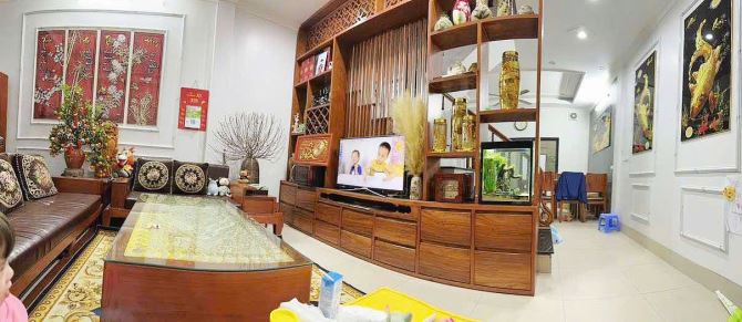 LÔ GÓC Hoàng Quốc Việt-Dân xây-43m x 5T- MT6m- gần phố- 9 tỷ hơn - 1