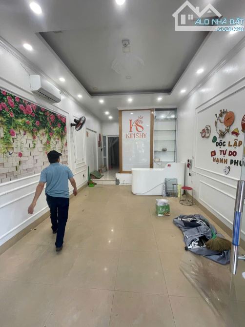 CHO THUÊ NHÀ NGUYÊN CĂN - NGÕ 135 ĐỘI CẤN - 1