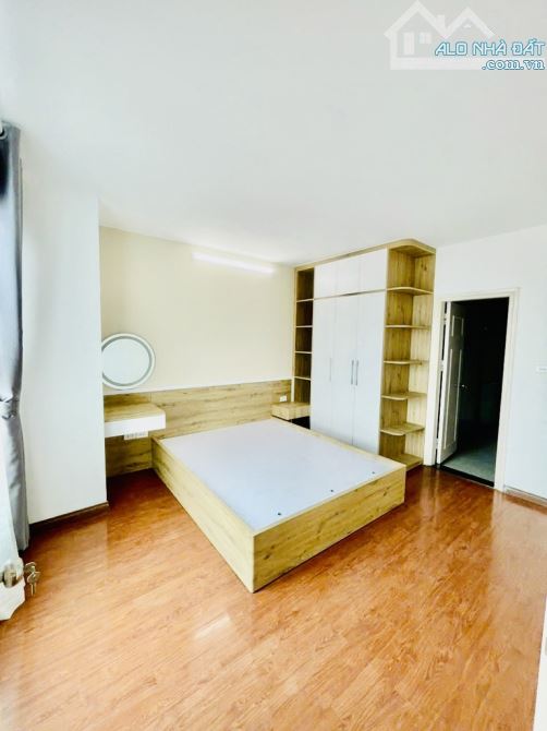 💥Chung Cư Cao Cấp Nguyễn Trãi, Cầu Vượt Ngã Tư Sở, DT 109m2, 3PN, Full Nội Thất, Giá Tốt - 1