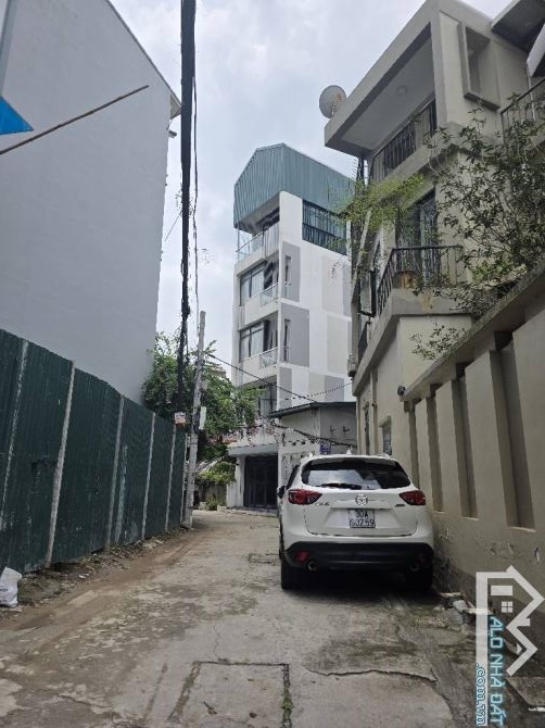 MẢNH ĐẤT HIẾM TẠI NGỌC THUỴ VIỆT PHÁP XÂY NHÀ DÒNG TIỀN CHO TÂY THUÊ HAY Ở ĐỀU TUYỆT - 1