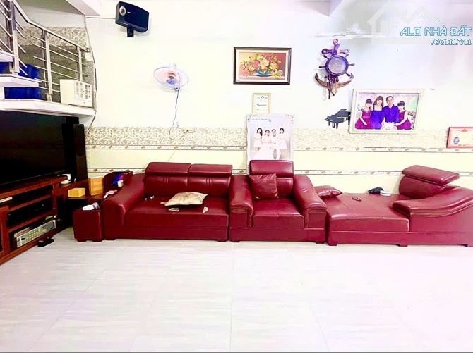 BÁN NHÀ 1 TRỆT 1 LẦU 73M2 GẦN LÝ VĂN SÂM CHỈ 4.1 TỶ - 1