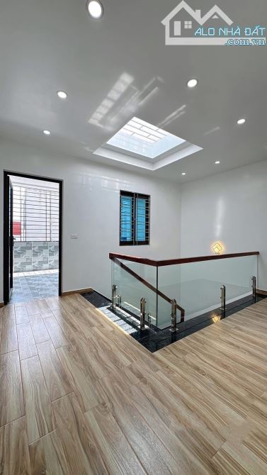 Bán nhà xây mới 53m2 x 4T khu phân lô Kiều Sơn - Văn Cao. Ô TÔ VÀO NHÀ - 1