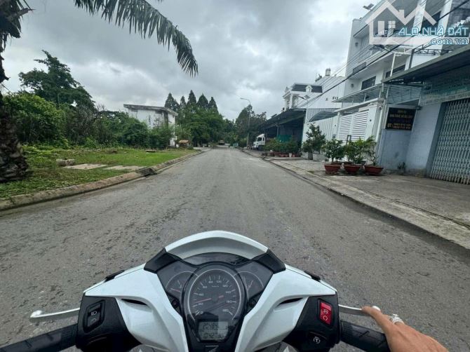 ❌️NỀN BIỆT THỰ ĐỐI DIỆN CÔNG VIÊN ĐƯỜNG SỐ 5 KDC XÂY DỰNG - 1