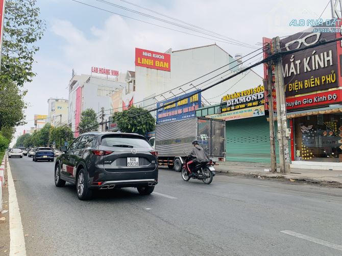 Cho thuê mặt bằng 880m2 đường Đồng Khởi , Biên Hoà gần Bệnh Viện Đồng Nai giá 180triệu - 1