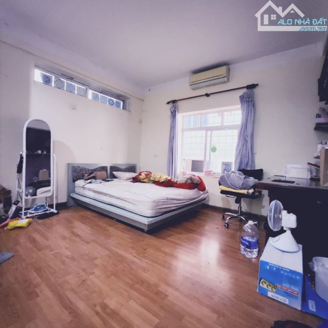 Bán gấp nhà phố Đốc Ngữ, 40mx4t, vị trí cực đẹp, cách MP 15m, 2 thoáng , CHỈ 9.85 TỶ - 1
