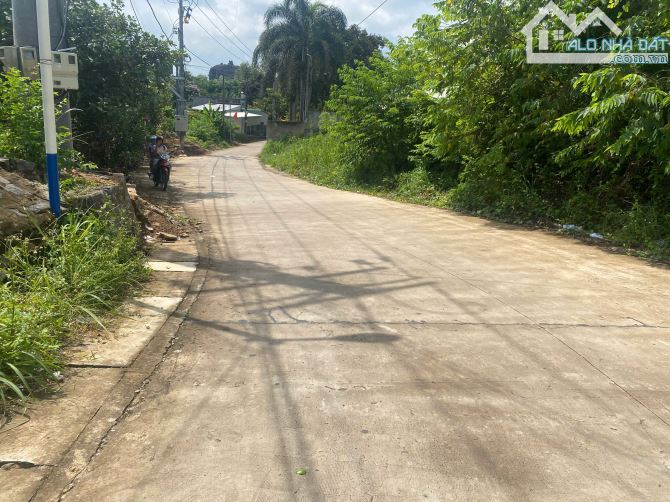 bán lô đất ở tại đô thị 694m2 đất nằm khu dân cư đông đúc,giá cho nhà đầu tư - 1