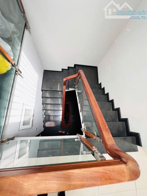 NHÀ HẺM NHỰA 7M XE HƠI  PHÚ THỌ HÒA,GẦN CHỢ NGUYỄN SƠN  4x18M 3 LẦU ST  GIÁ 7.2 TỶ - 1